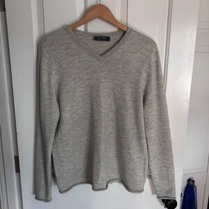 G/FORE Men's Gray 100% Cashmere V-Neck Sweater - size medium - excellent cond